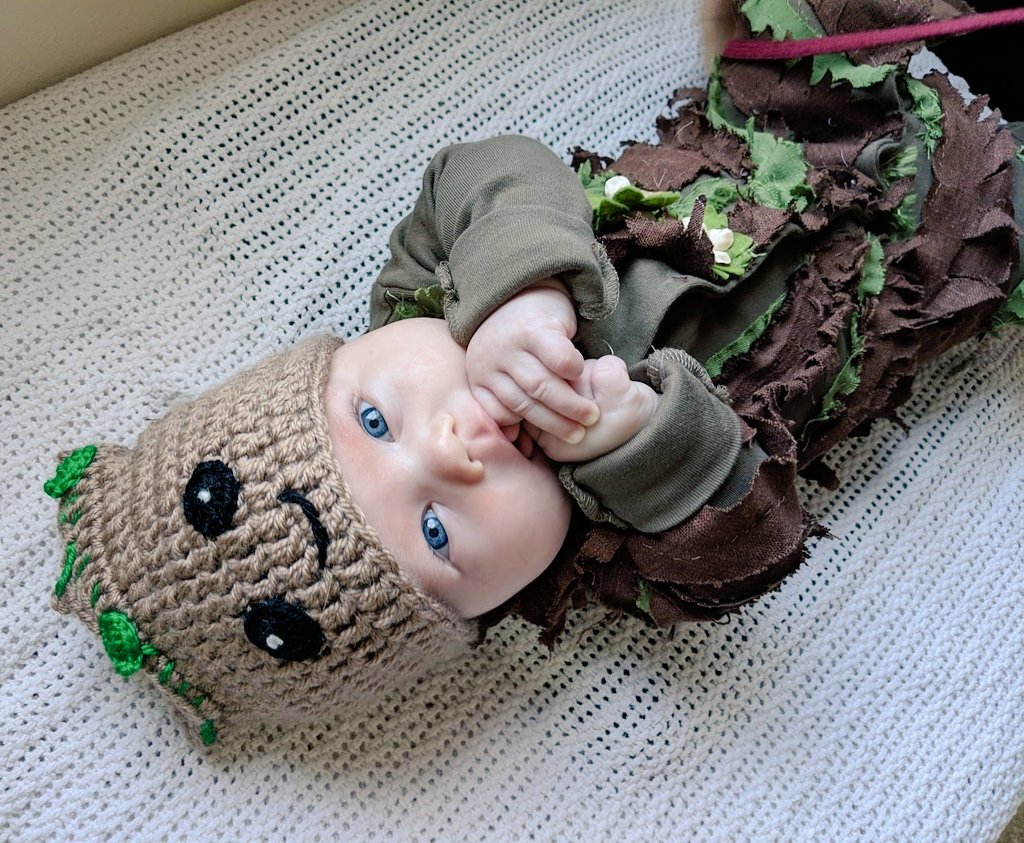 tayvano_'s tweet photo. Baby Groooooot is ready for Prague. https://t.co/rFw1gEofR8