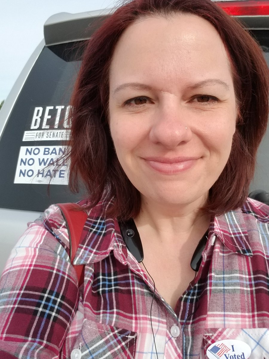 sistermoon24's tweet photo. Well that was truly satisfying! #txearlyvoting #BetoForSenate #BetoForTexas https://t.co/i7IXIst14f