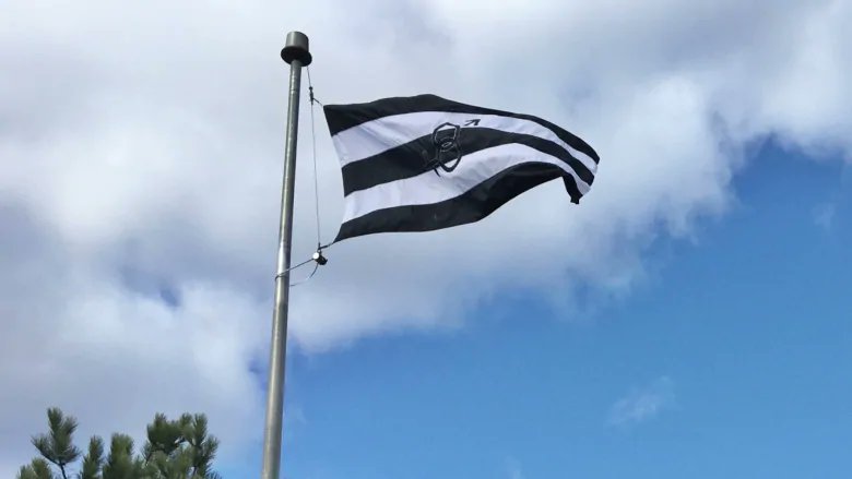 CBCNL's tweet photo. New Brunswick village angers residents with 'straight pride' flag 

https://t.co/FTHMn2cEyZ https://t.co/qpuRzEDfzr