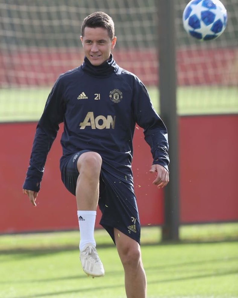 ⚽️ @championsleague tomorrow 🔴