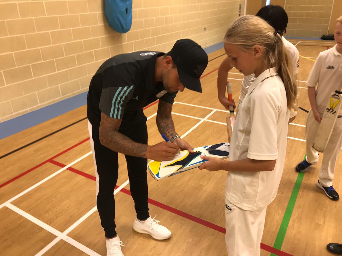 F1RSTCCoaching's tweet photo. What a super day at our @Jwd_16 Masterclass from @StFaithsSport @St_Faiths π₯ππΌ The standard of bowling on show was incredible! A huge thanks to Jade for hosting the day, absolute super bloke, great coach & very inspiring to all of our young players ππΌππΌ #FCC #FirstChoiceCoching https://t.co/wGAfwKxNGj