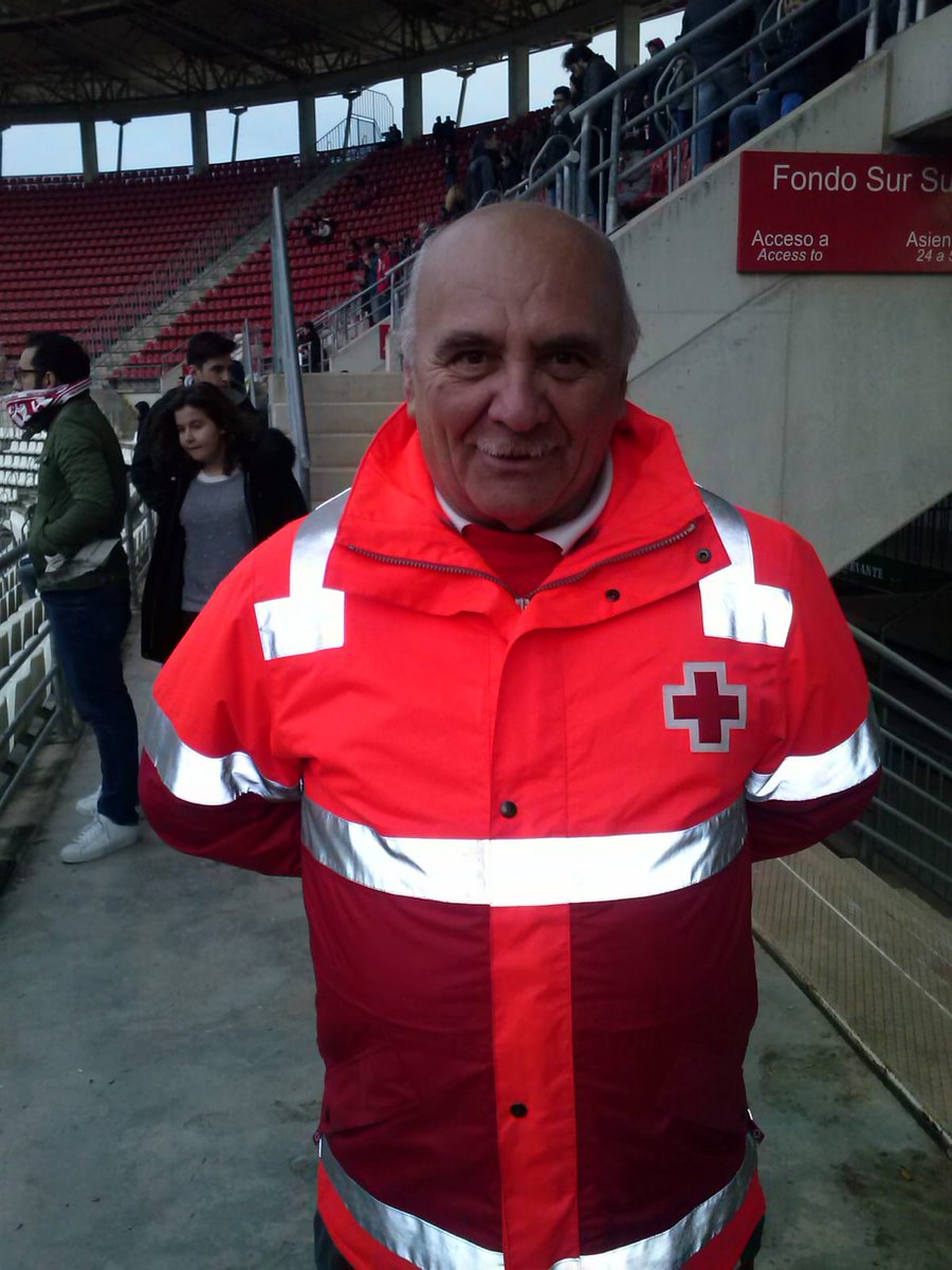 Nos ha dejado nuestro compañero Ángel Hernández, un gran voluntario que realizaba su actividad en el departamento de Socorrros. Solamente podemos darte las gracias por todo.  
D.E.P. COMPAÑERO!
#MolinaDeSegura <a href="/CruzRojaMurcia/">Cruz Roja Murcia</a>