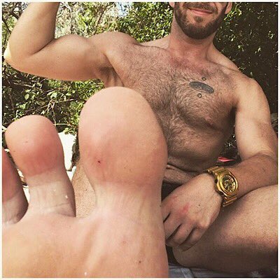 RussellistheMan's tweet photo. 14 Days until MY Birthday, faggots. Bury that ugly snout in My Size 14 FEET and Give til it Fuckin Hurrrrrts hahaha ✋🏼💵💵😂💵💵🤚🏼Make ME Happy 🖕🏼👑🖕🏼 #onlypurpose #humanatm #cashcow #paypig #submit #obey #tribute #alphalife #footgod #findom https://t.co/eaQ4FumM1Z