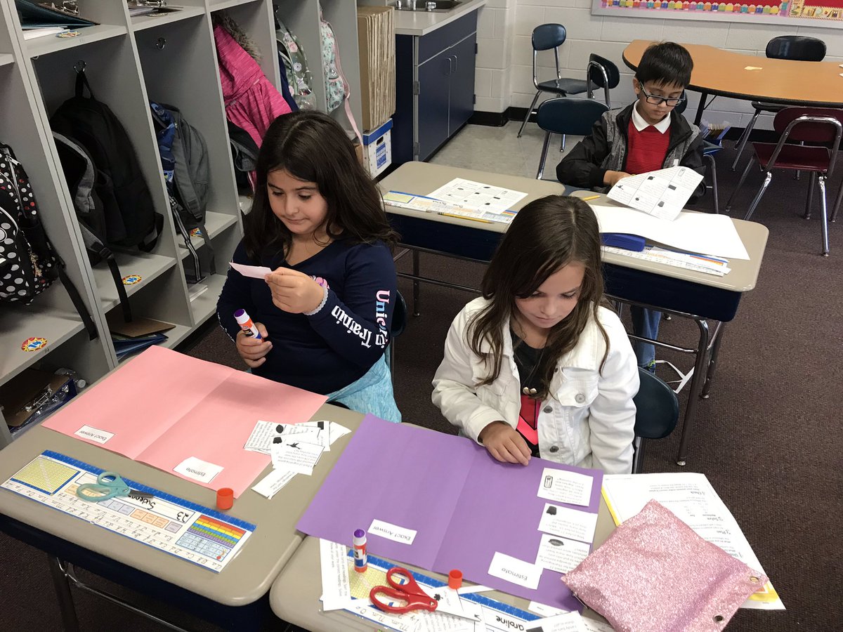 MrLagay's tweet photo. Completing a word problem sort to help us determine when we should estimate and when we should find an exact answer. Putting #MathPracticeStandard1 to work! @maryjohutch @DelranMath https://t.co/Q6AOdpZRZ9