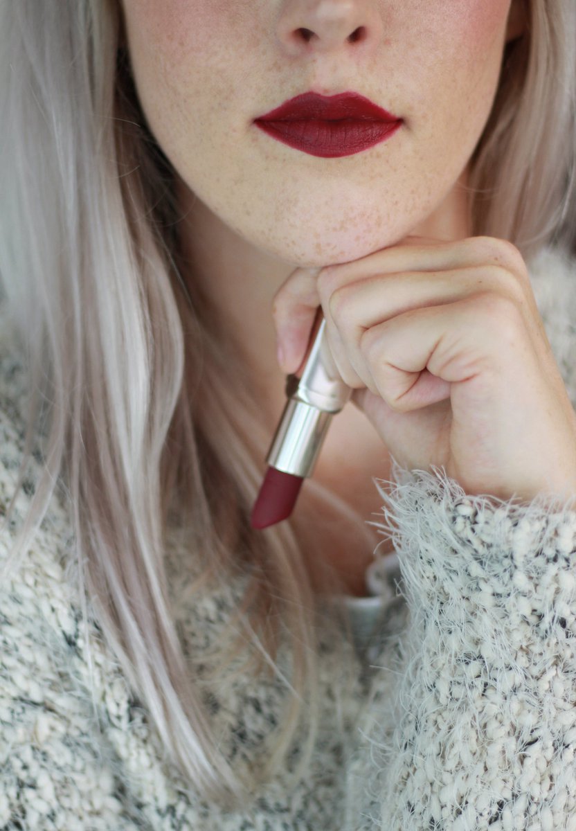 Passingfancy_'s tweet image. Artdeco Lipstick in full action😘 goo.gl/JWrZRd #bbloggers #beauty #artdeco #lbloggers @ARTDECO_beauty