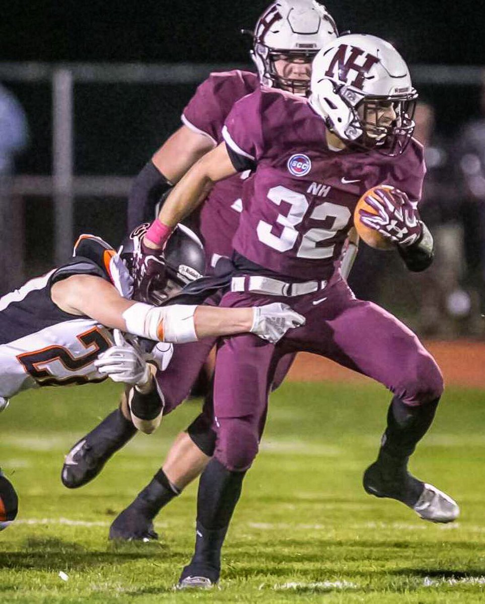NHHSFootball's tweet photo. Back on the grind.๐ฏ #XavierWeek #thisisNHfootball #cthsfb https://t.co/arzlUl4OQJ