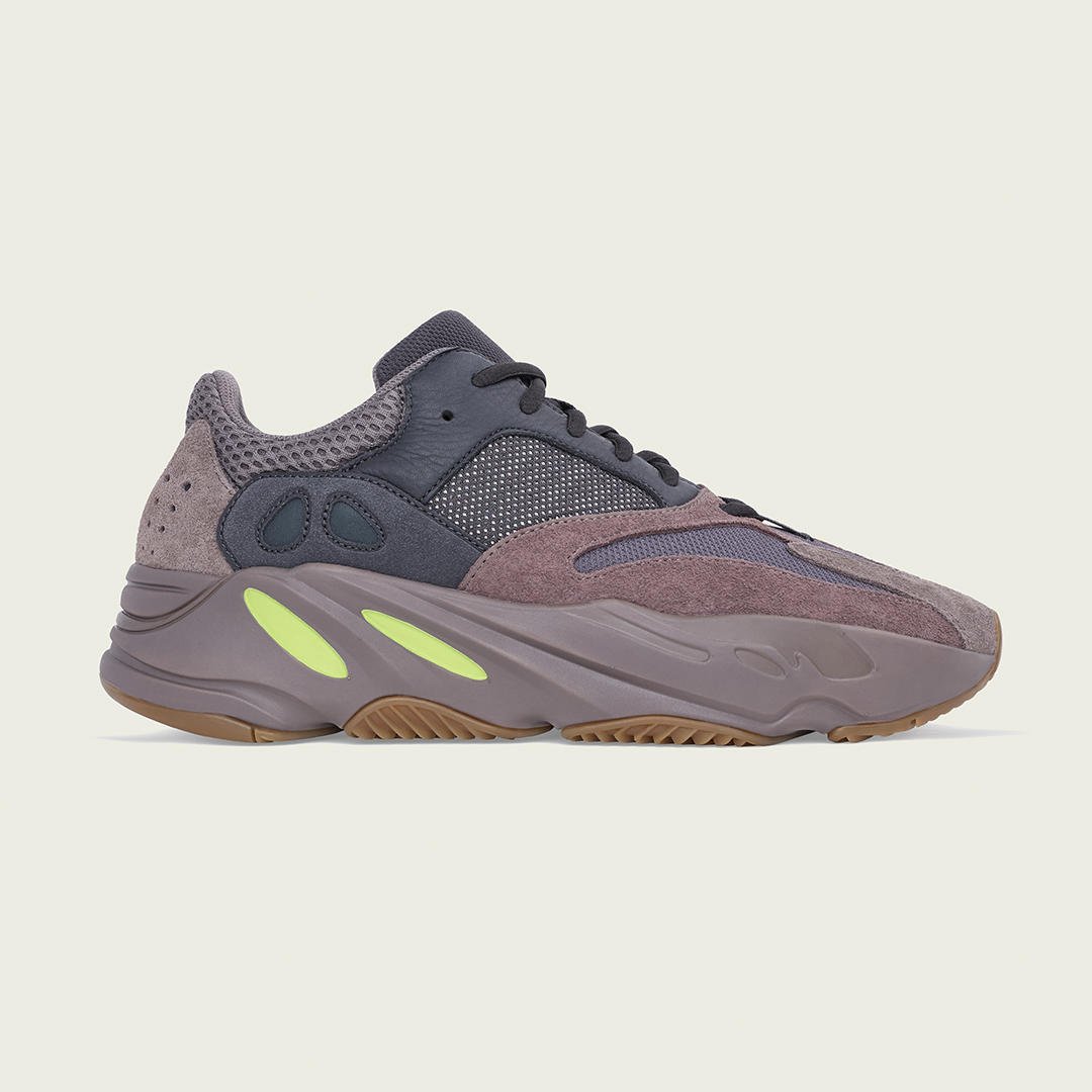 wood wood yeezy 700