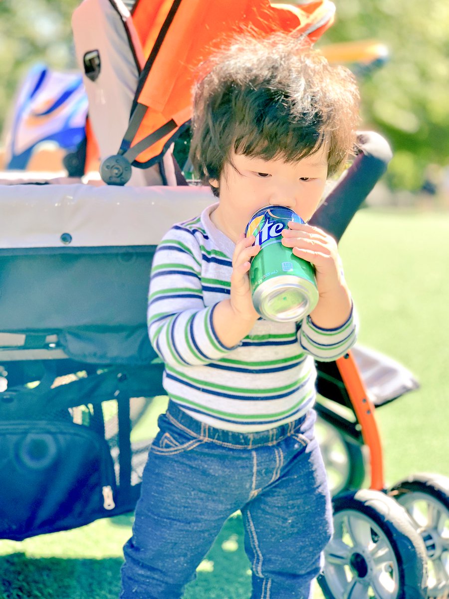 Tell Coke we’ll accept a modeling contract (it is empty). #mvlittes