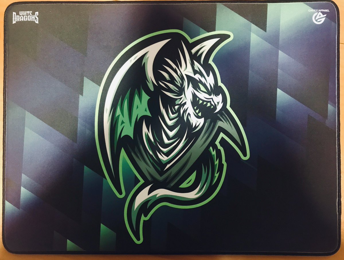 REGALITO 🎁 
Ya me llegó la super alfombrilla de <a href="/WDragonsGG/">White Dragons Gaming</a> 😍
Es una pasada de alfombrilla, no imaginé que fuera de tanta calidad 🤯
El tacto con el ratón y el rendimiento es un 10.
Anti deslizante y gordita.. un pasote!!
Muchas gracias <a href="/Cskyoshiro/">CsKyo 🎲🌗</a>!! 
SUPER RECOMENDABLE!!!