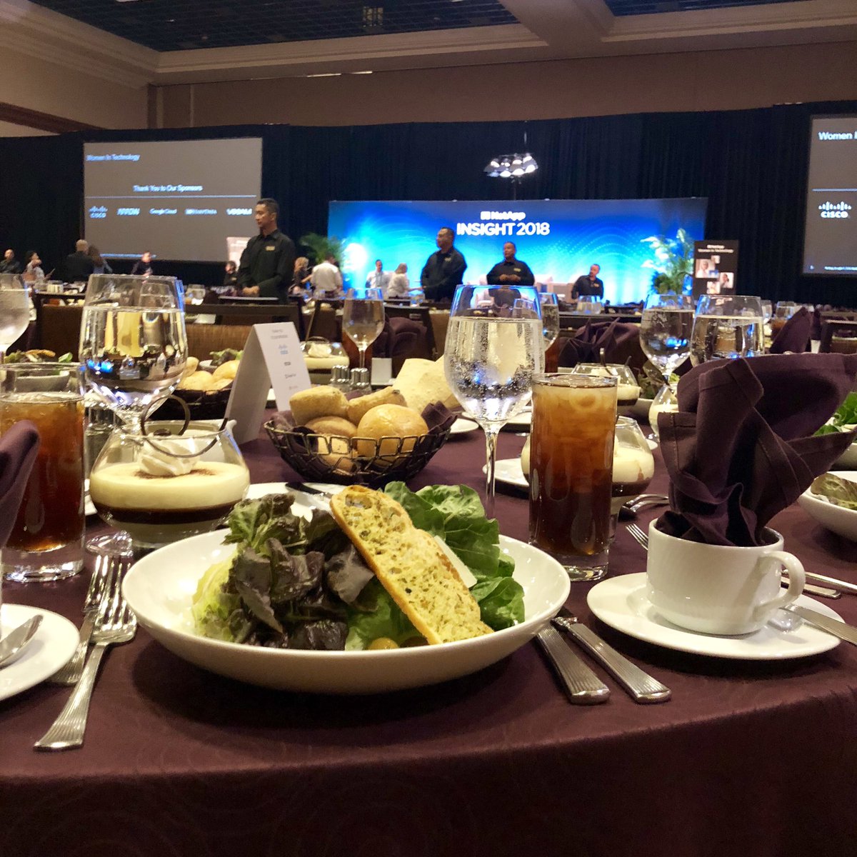 NetApp's tweet image. Tables are set! We’re almost ready to start the conversation about #NetAppWIT! #NetAppInsight