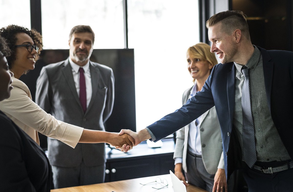 LbdiPR's tweet photo. Conoscere e allenare l’uso di modelli per costruire e mantenere un rapporto positivo con i propri collaboratori, guidandoli verso gli obiettivi aziendali.  Scopri di più sui corsi #LBDITraining sulla negoziazione! https://t.co/HZejB4fQCd https://t.co/497Ez5Oy8v