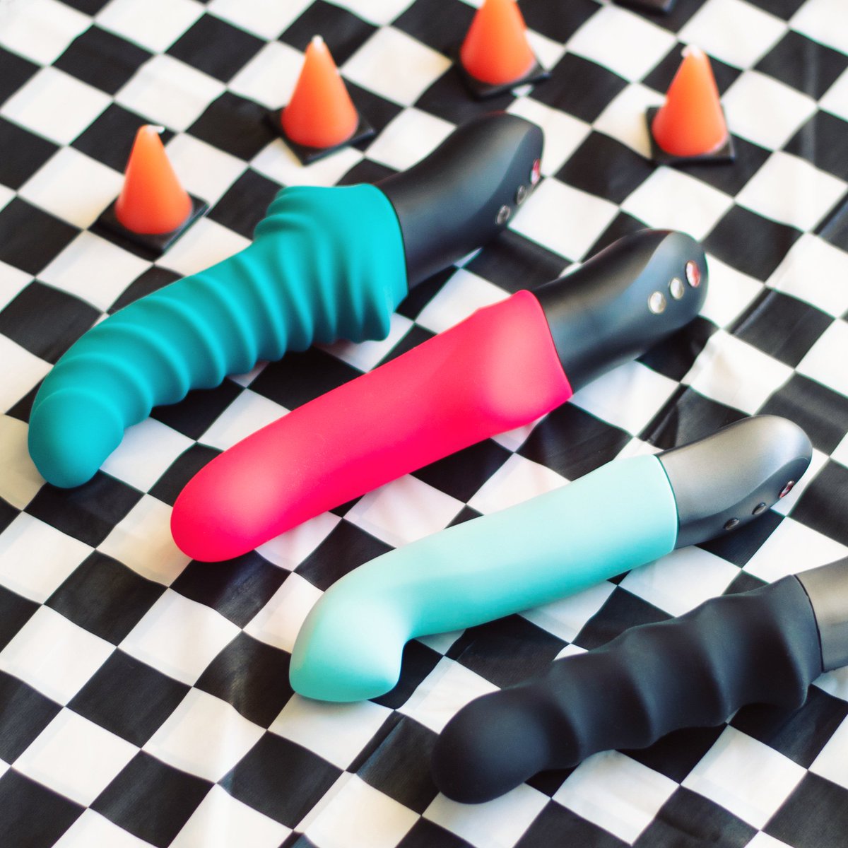 Which self-thrusting sex toy will cross the finish line first in a live rac...