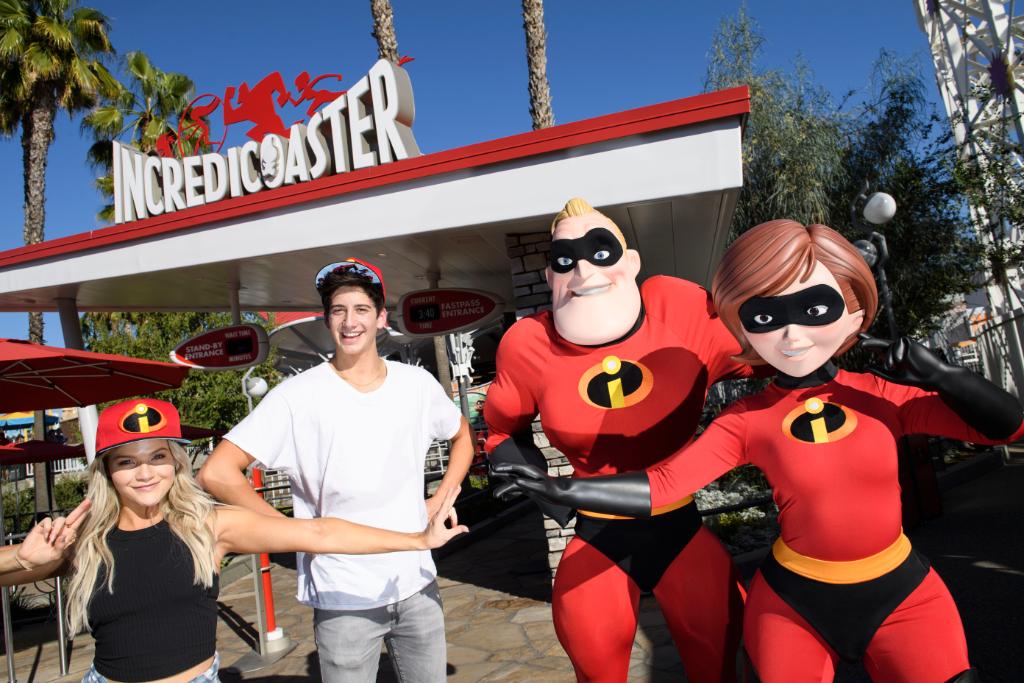 Disney's tweet photo. Look who stopped by @Disneyland! Catch Disney Night on #DWTS tonight at 8|7c on @ABCNetwork. https://t.co/mUmIk08VpN