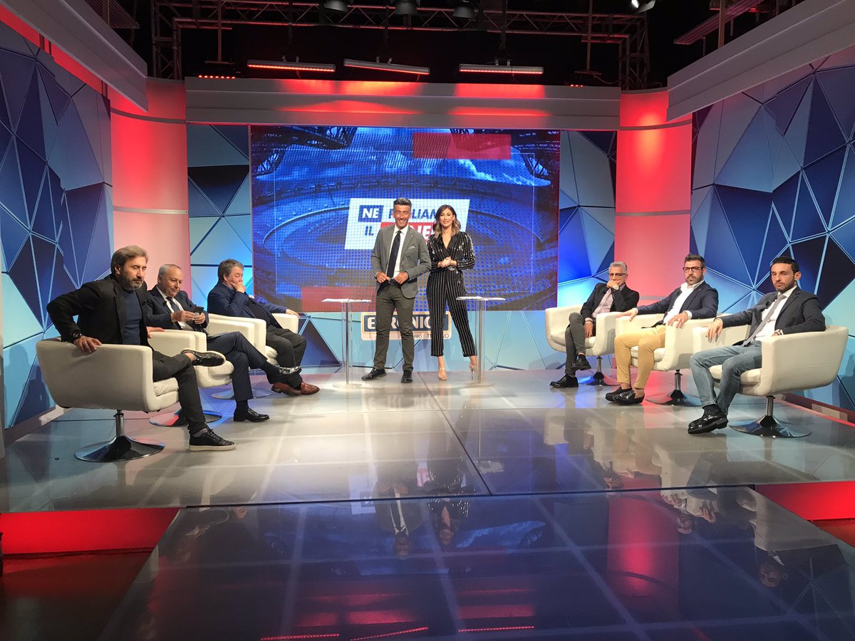 Neparliamoillunedi in diretta e Livestreaming conduce @SilverMele <a href="/NoemiDeFalco/">Noemi De Falco</a> <a href="/ArturoMinervini/">Arturo Minervini</a> <a href="/SasaCaiazza/">Salvatore Caiazza</a> <a href="/IavaroneToni/">Toni Iavarone</a> <a href="/carminemartino2/">Carmine Martino</a> #AntonioCorbo #FrancescoMontervino