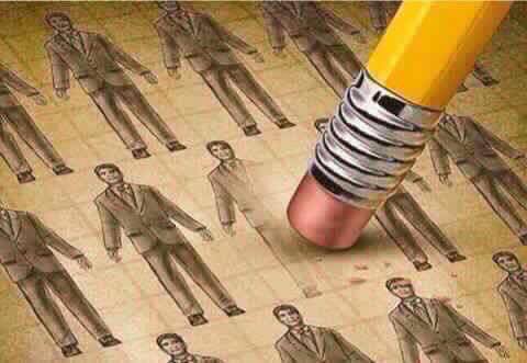 #سميح_ساويررررس_في_مخيال
المواقف وحدها ..
كفيلة بأن تغربل قائمة معارفك 
المواقف وحدها ..
تمسح من حياتك ناس ..!
وتضيف إلى حياتك ناس..! 
rTp