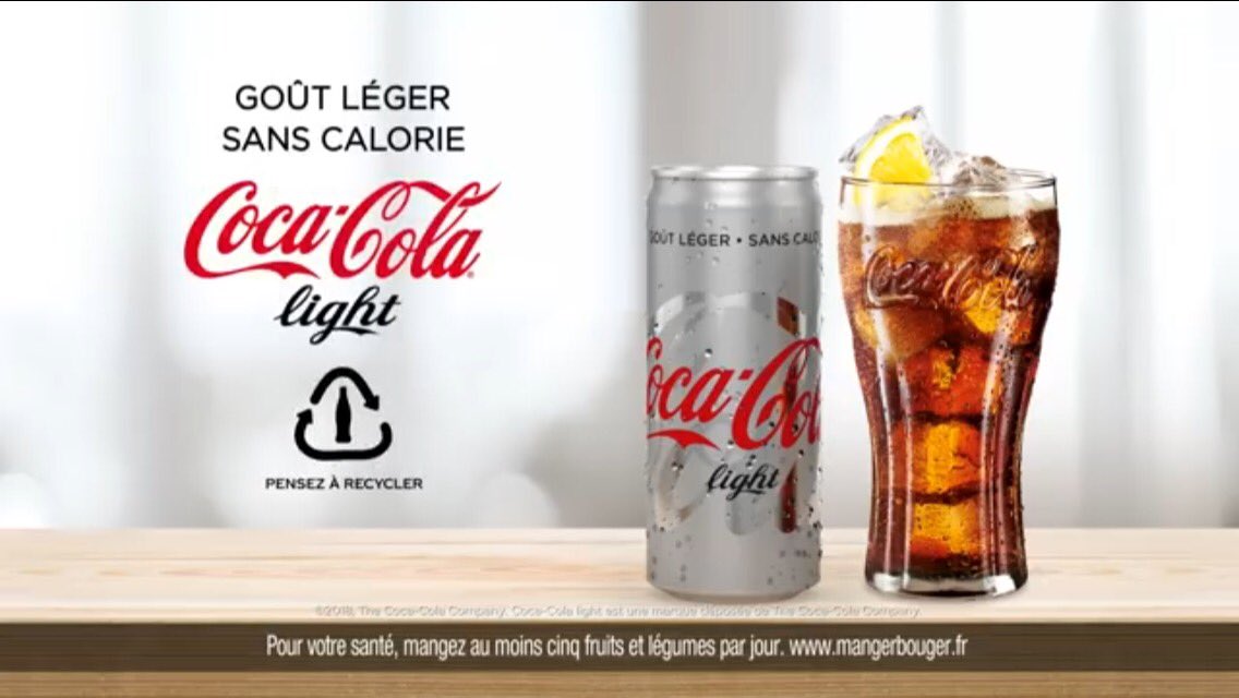 À l'occasion de ses 30ans, Coca-Cola light revient avec un nouveau look et vous offre encore plus de légèreté ! 

Un goût irrésistible, léger, sans calories ! 

Craquez pour un Coca-Cola light, vous le méritez 💦

#cocacolalight 
#LBApromo31 @LbaLettres 

youtu.be/tnKnafRFsSc