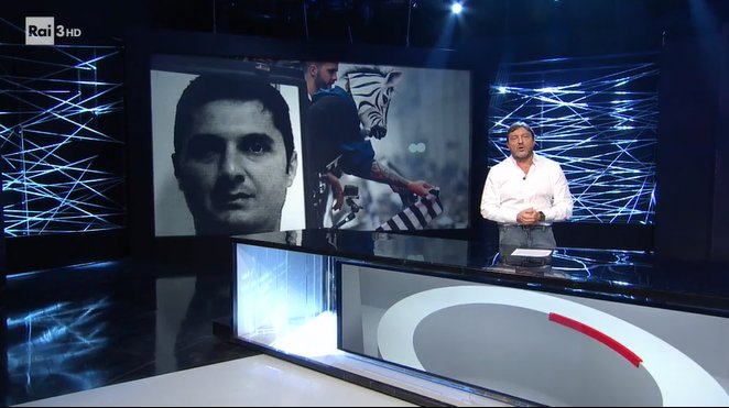 reportrai3's tweet photo. Personaggio chiave Rocco Dominello, figlio di un boss, si è infilato nella curva e ha cominciato a fare business con il bagarinaggio. La Juventus negli anni, ha venduto migliaia di biglietti agli ultrà sapendo che li rivendevano a prezzi maggiorati. #Report #unasignoraalleanza https://t.co/yRxOPfXHZ4
