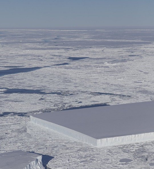 Rob_Simone's tweet image. Bizarre Rectangle Iceberg Spotted by NASA Near to Larsen C Ice Shelf

#Iceberganomaly #LarsenCiceshelf #RobSimoneTalkShow #RectangularIceberg

FULL STORY &amp;gt; newsweek.com/bizarre-rectan…