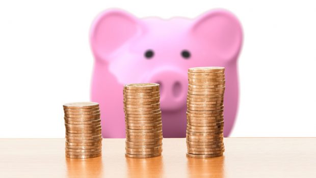 ¿Cuándo empezar con la paga y cómo? ¿A qué edad empezamos a hablar de dinero con nuestros hijos? Hoy en el Blog te traigo trucos útiles para enseñarles el verdadero valor del dinero y además, cómo ahorrar de forma divertida!! ow.ly/gVNP30mkyez <a href="/madresfera/">Madresfera ☕️</a> <a href="/caixabank/">CaixaBank</a> #dinero