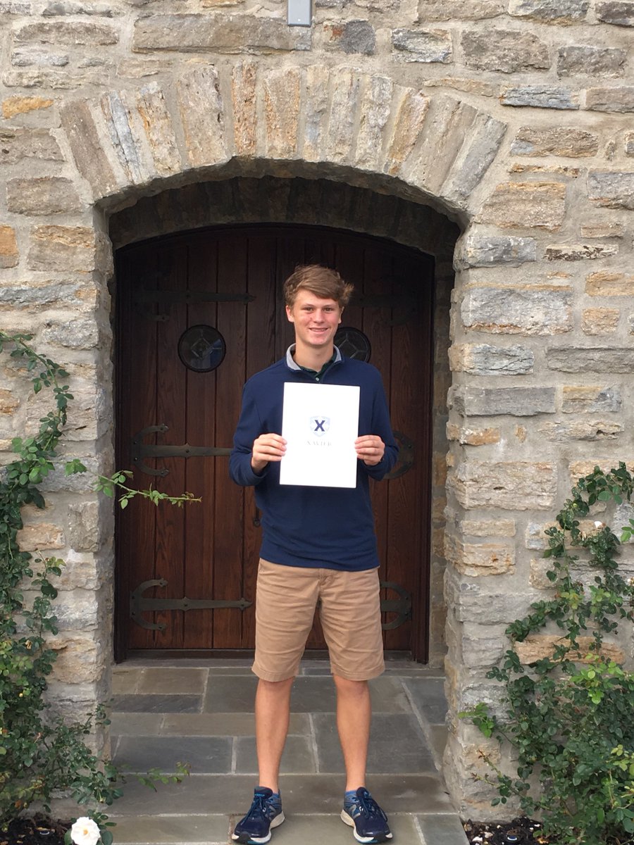 Douthit2633's tweet photo. I am excited to announce that I will be continuing my education and running career at Xavier University! Thank you to all the coaches, friends and teammates who have helped me along the way.  @XavierXCTF #LetsGoX https://t.co/0wuI81kj5c