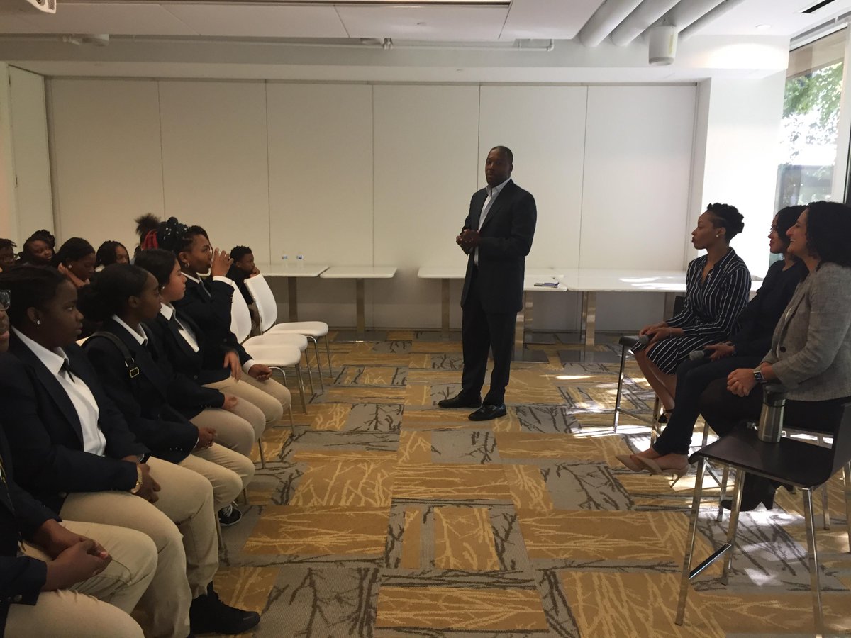 OfficialHAWDC's tweet photo. Thank you to Marriott International Inc. HQ, Thomas Penny, OSSE, and the directors of the four DCPS NAF Academies of Tourism &amp; Hospitality for coming together to put on a wonderful program/tour of the Marriott International Headquarters for our students. https://t.co/kbtVExYoe6
