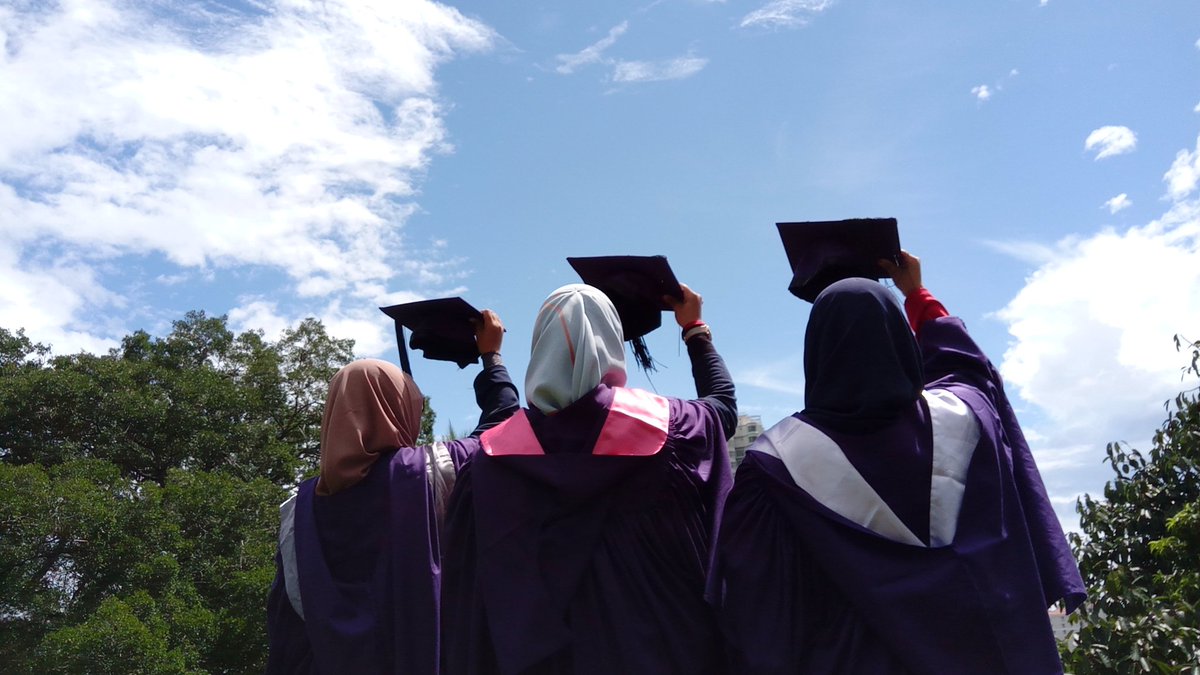 Bila sem dpan LM dan confirm terpisah. Maka buatlah preconvo awal setahun. 😂😂. #purpleflood