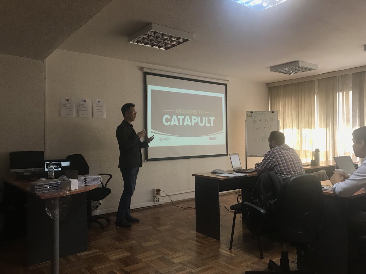 ivarese's tweet image. Today we start in government offices the Uruguay NEM blockchain training week!! Thanks to #ShinTatt from Malaysia!! @NEMofficial @NemEspanol 
 #BlockchainAccelerator