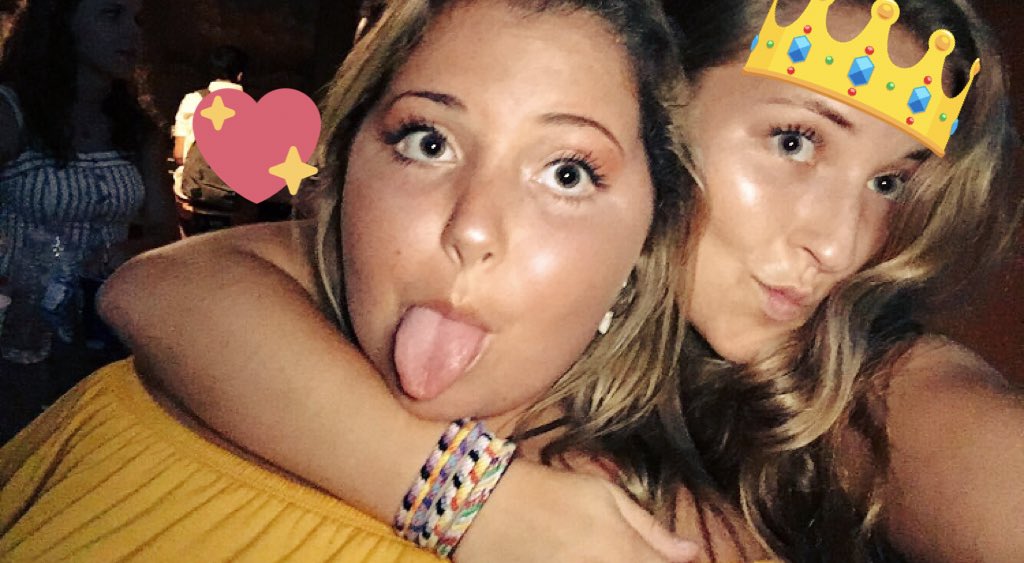 elenasimonian24's tweet photo. happy 19th to my perfect best friend! id do anything for a big bday hug right now!! thx for doing life w me i wouldn’t want it any other way💘💘💘 https://t.co/w1eaMc2Kx9