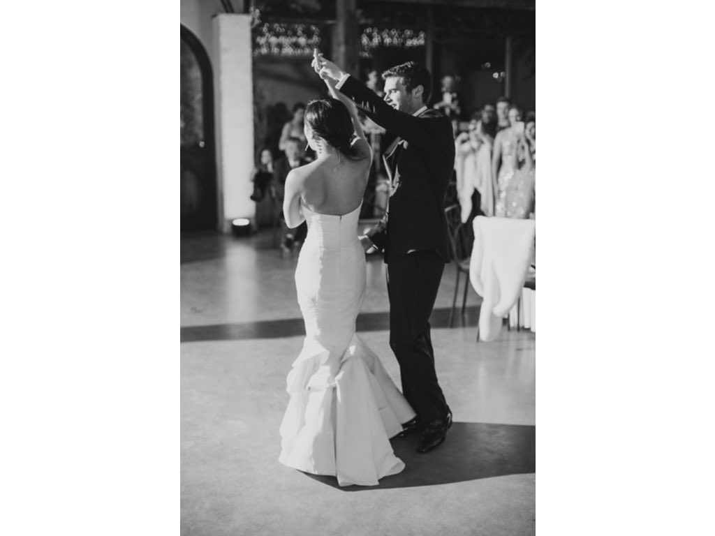 ThatFirstDance's tweet image. We choreograph unique wedding dances just for you and work with you to create your dream wedding dance. Get in touch now to book in for a half price session in the comfort of your own home at a time to suit you. You won't be disappointed!! #liverpoolwedding @myliverpoolwed