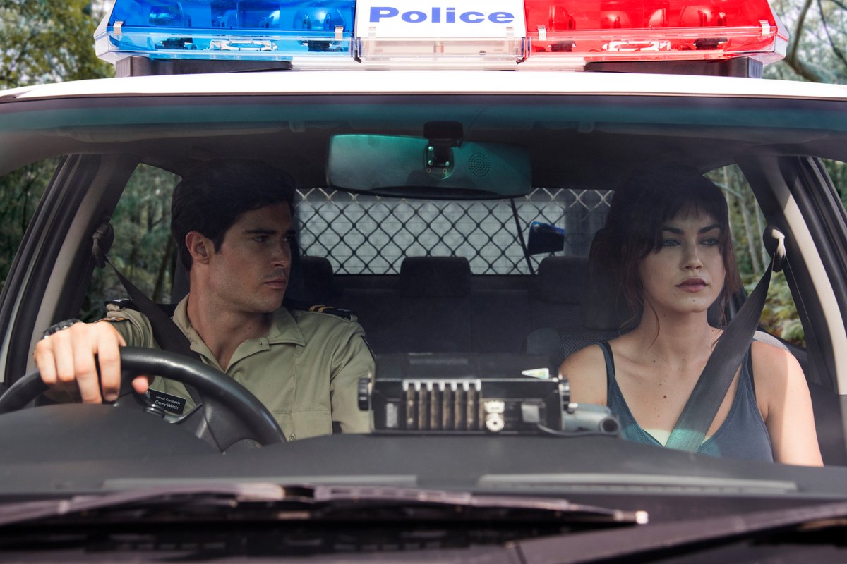 Résultat de recherche d'images pour "tidelands netflix"