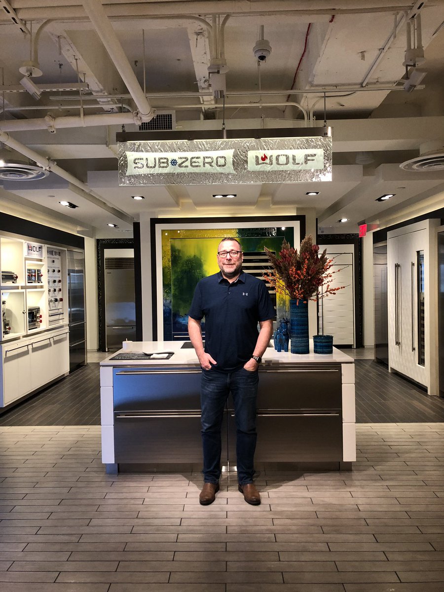 SZWGreg's tweet photo. Busmans holiday in NY visiting the Sub Zero and Wolf showroom. https://t.co/AfOfqw4q7B