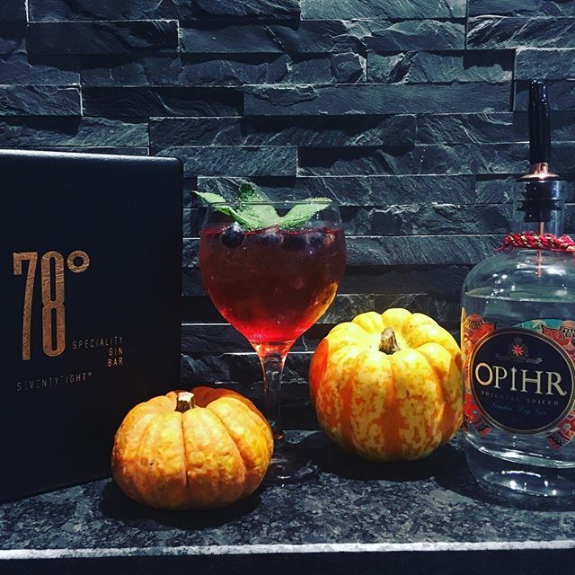 78degreesltd's tweet photo. New Gin Of The Week! Hallowe’en special! Opihr with cranberry juice and blueberries to garnish #devilishlydelicious @opihrgin #cranberryjuice #blueberries #gotw #halloween #gin #ginbar 🍁🎃👻🦇🕸 https://t.co/fSW2SOJO8O https://t.co/ngpioqF52d