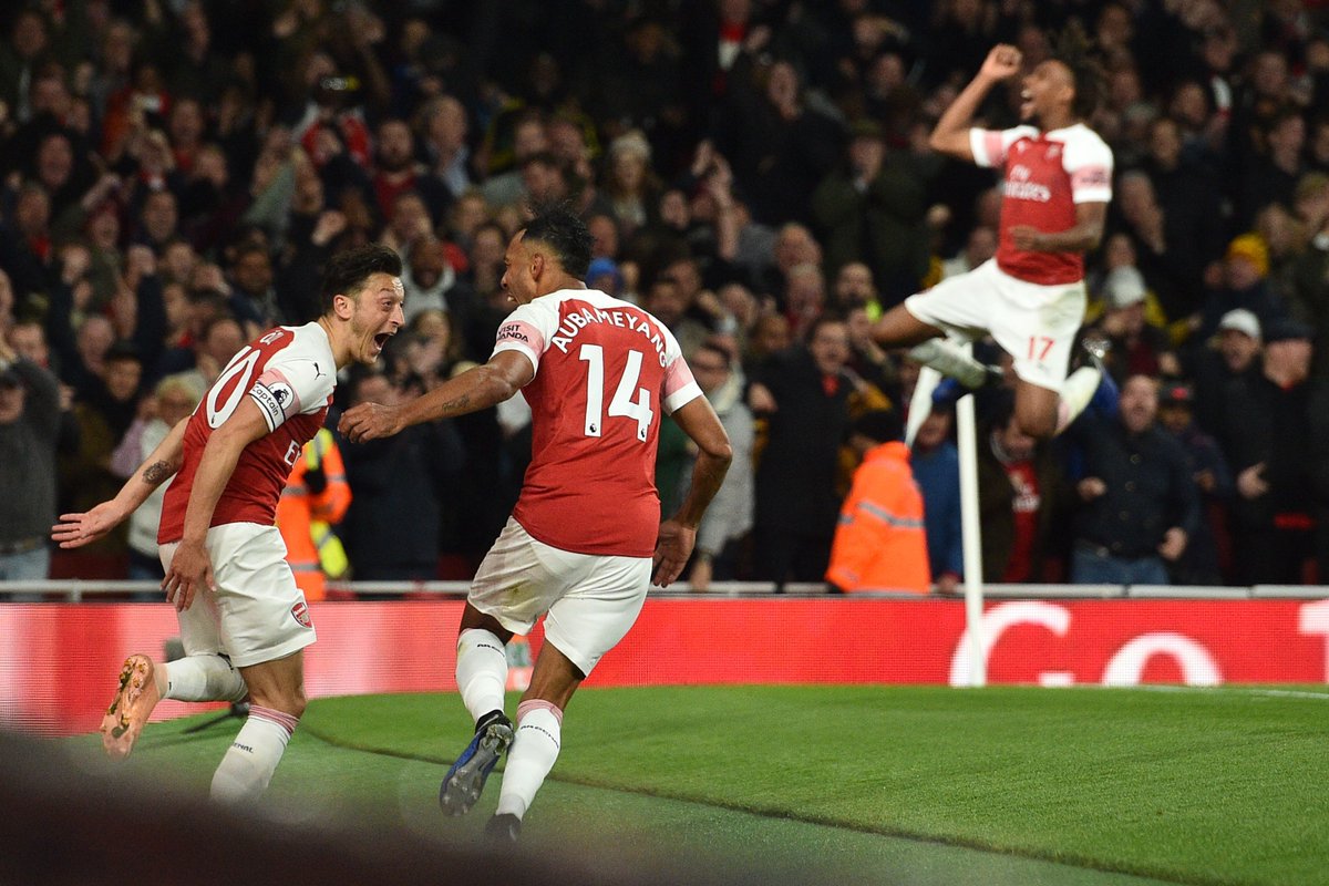 AFTVMedia's tweet photo. Arsenal have won 10 games in a row in all competitions for the first time since October 2007. https://t.co/vUp1sTYDkN