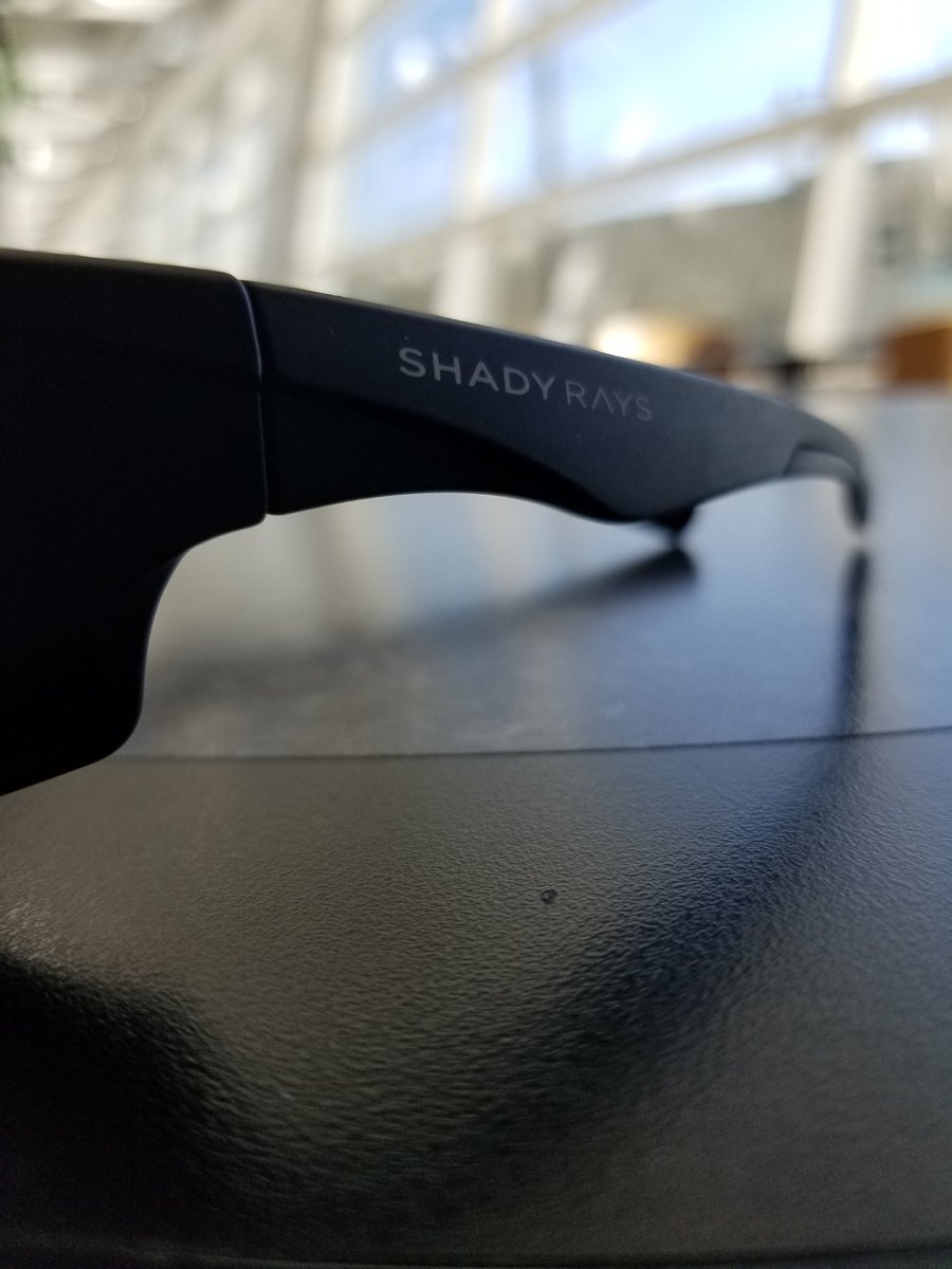 RyanPhoto100's tweet photo. Mod 13: painting with light and bokeh. Took advantage of my time at the airport. #PSBehrend #PHOTO100 https://t.co/ijckCCu0c0