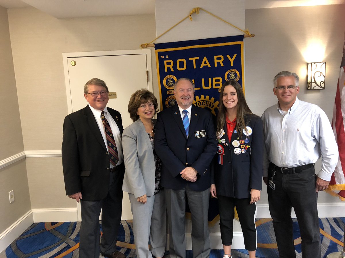 ParoleRotary's tweet image. At our recent meeting we heard from our student intern Christins Abella Machon from Spain shown her with District Governor, host family and Club President.