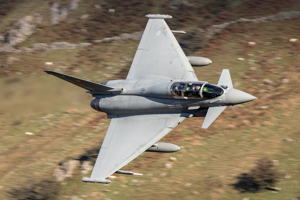 DannyJones1992's tweet image. A recent trip to the #MachLoop I was rewarded after a long day with this #Eurofighter #typhoon 😅 @RoyalAirForce @41RTES @Eurofighter_1 @MachLoopLFA7 @TheMachLoop