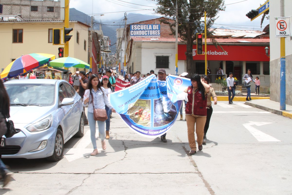 DraApurimac's tweet photo. #DRAApurímac participa por el "Día Internacional para la Reducción de Desastres" en la Plaza de Armas de #Abancay #Apurímac
#INDECI https://t.co/rDnjm03Mjh