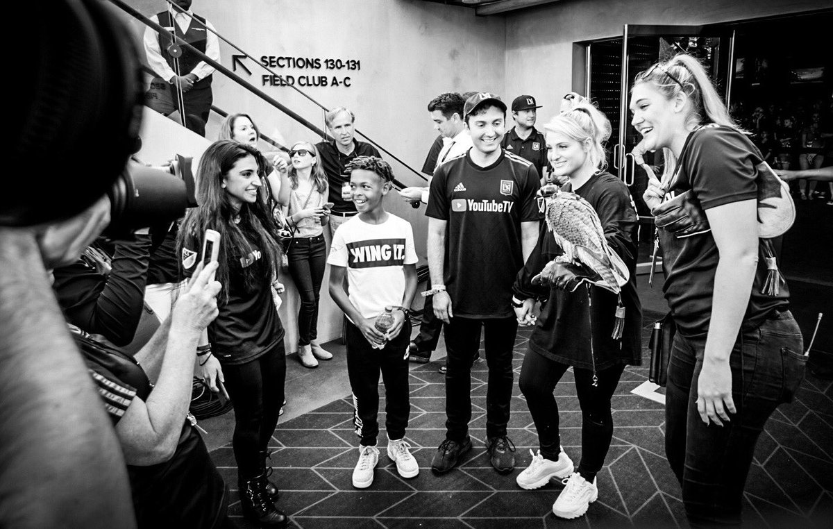 Meghan_Trainor's tweet photo. Had the best day ever at the @lafc game yesterday! Thank you to Olly and @lafc3252 for showin us how it’s done ⚽️❤️👏🏻 https://t.co/N5yuAAR4IZ