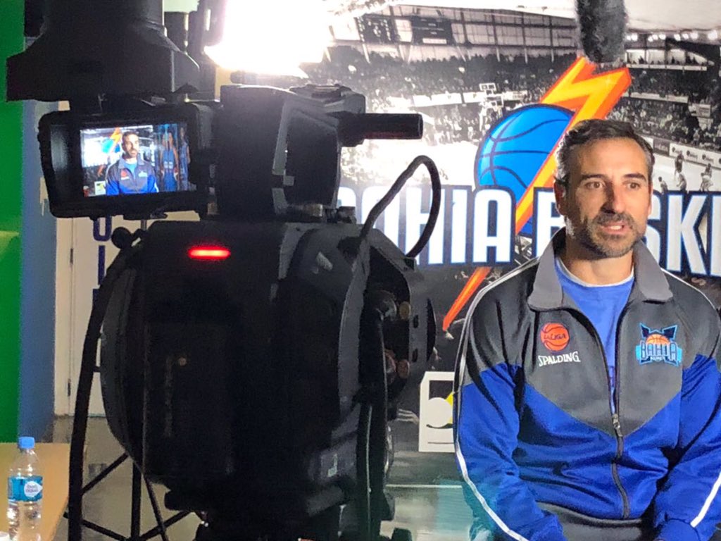 guillegorrono's tweet photo. Detrás de cámara de la filmación de “The Golden Generation”, el documental dirigido por Juan Campanella y Camilo Antolini.
#Backstage #TheGoldenGeneration #puma #montecchia #olympicchannel https://t.co/K8aTKhGSyf
