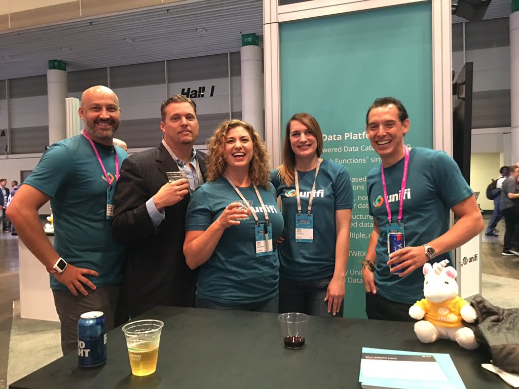 UnifiSoftware's tweet photo. The @UnifiSoftware team is here to help you #FindYourData! #DataCatalog https://t.co/UKurjzHu35