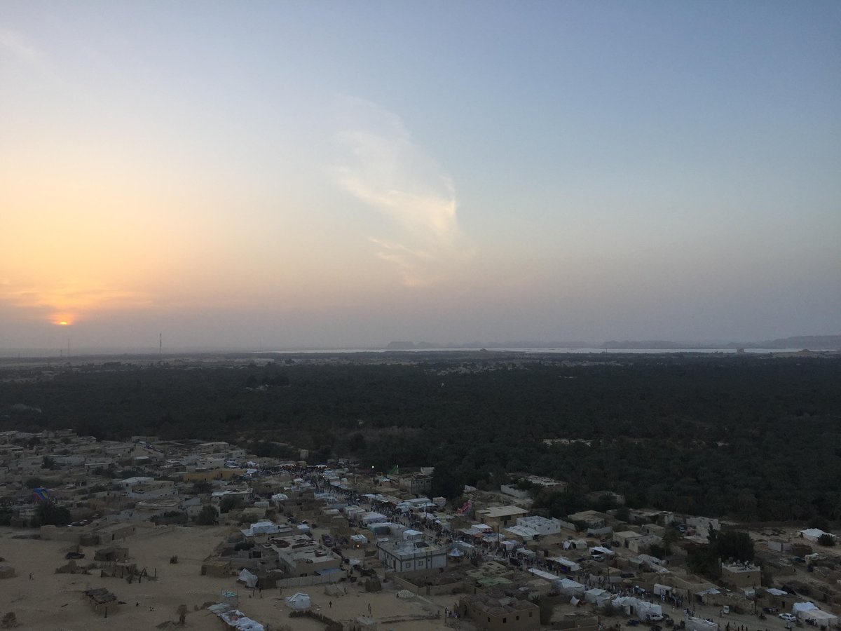 Araway1's tweet photo. @Heathercowper This picture taken today by me over Al-Dakror mountain. I really love Siwa Oasis and thank you because you are interested in blogging on Siwa this great place https://t.co/2OzPCiTwbK