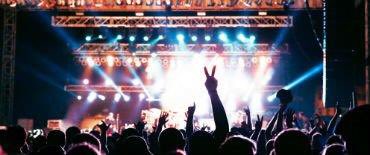 CWalker1015's tweet photo. ANOTHER MAJOR CONCERT ANNOUNCEMENT! Listen to @dj_scotthanes on @thewolfca this Tuesday (Oct 23) just after 10am as he announces the details for another 101.5 The Wolf concert presentation. #TheWolfRocks @LiveNationON https://t.co/rpBulV697w https://t.co/wvp4jcCrGG
