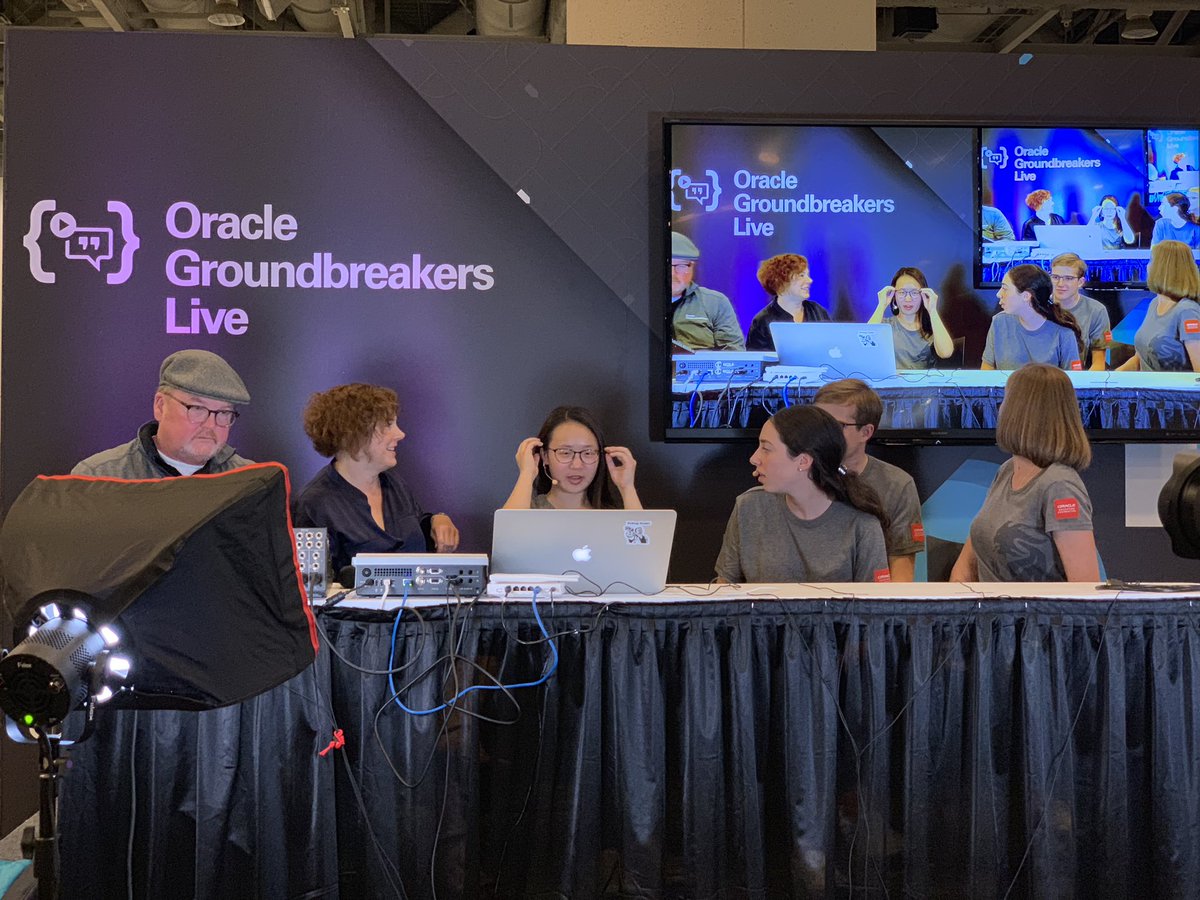 JillSHulme's tweet image. The Hub @OracleCodeOne has so many cool #cloud experiences. What’s been your fav? #LiveForTheCode