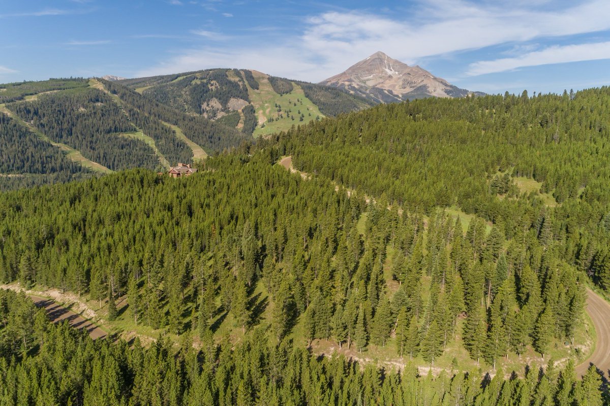 bigskySIR's tweet photo. Lot 8 Lost Trails - 20 stunning acres of land just minutes from both Big Sky Resort and Town Center. Enjoy the serene XC ski trails that wind through the neighborhood connecting to dozens of miles of trails, or take in the widespread mountain views and wildlife viewing! #livebig https://t.co/pC4lnUma9W