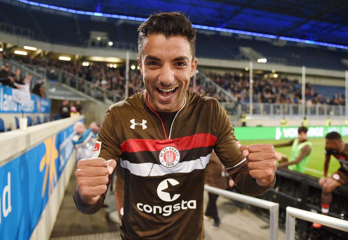 fcstpauli_EN's tweet photo. Goalscorer Sami #Allagui: "It's going well for me at the moment. Initially I wanted to block a defender but then I realised they weren't picking us up properly and I ran into space. It was a super corner from #Knoll as well." #msvfcsp #fcsp https://t.co/RKuILSf8wP