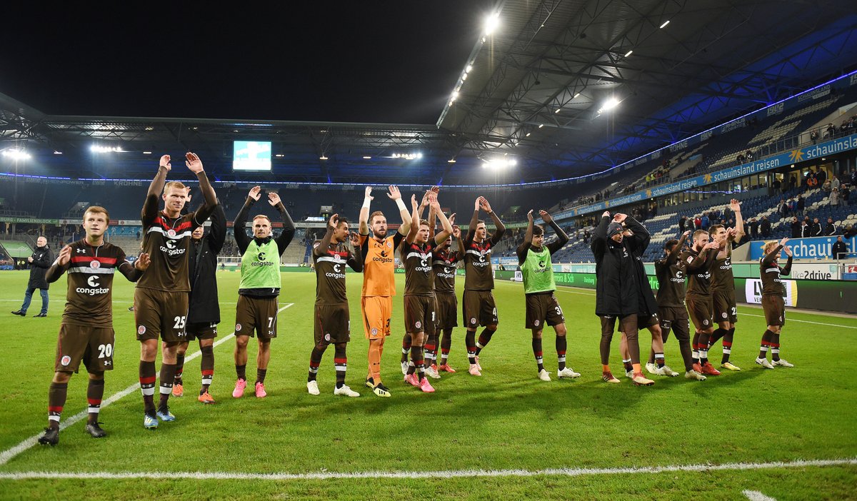 fcstpauli_EN's tweet photo. "We're on a roll at the moment" - This way for all the match reaction 👉 https://t.co/aoDBXMlGwn #msvfcsp #fcsp https://t.co/qnFx1JEoaM