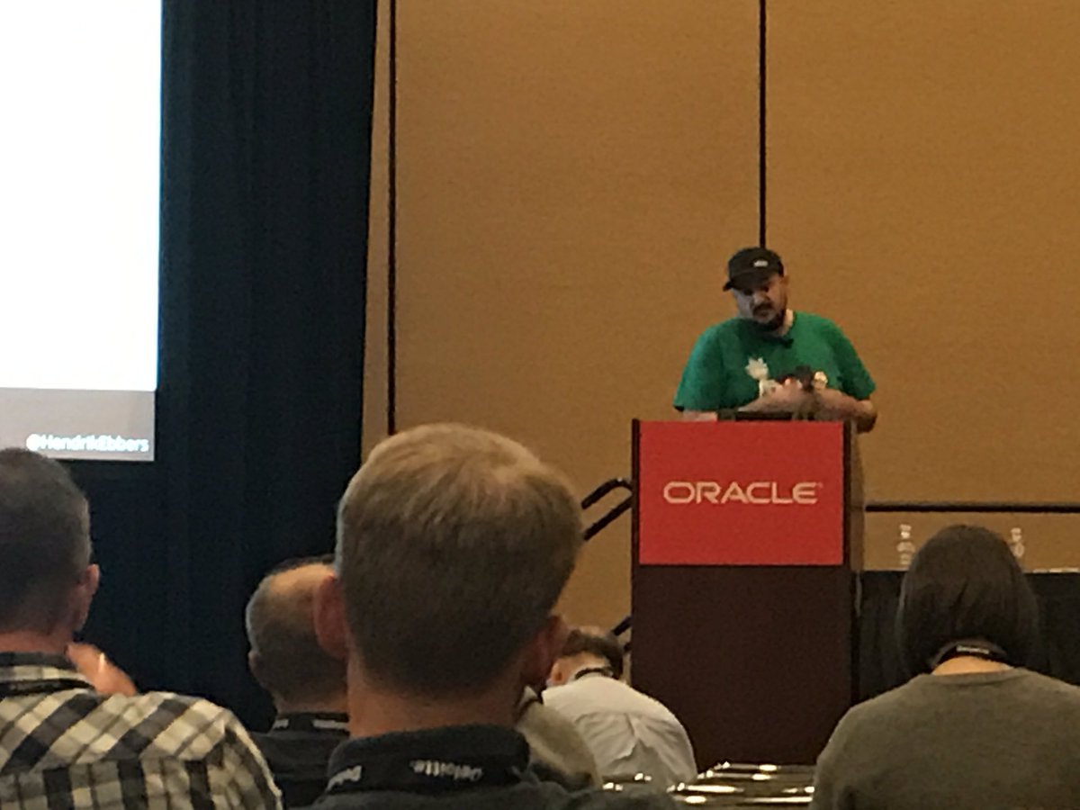 MarkusKett's tweet image. Very interesting #OracleCodeOne2018 talk '#JavaWebstart is dead - what should we do now?' by @hendrikEbbers
