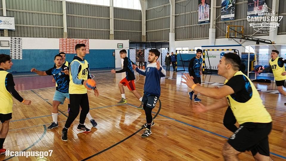 GO7ok's tweet photo. Alguien más extraña el @CampusGo7??? 😍😏💪🤾🏻‍♀️🤾🏻‍♂️#TBT https://t.co/dwZzKVAXV7
