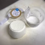 美味しそうwローソンで発売されたロールケーキのクリーム!アレンジ自由だ!