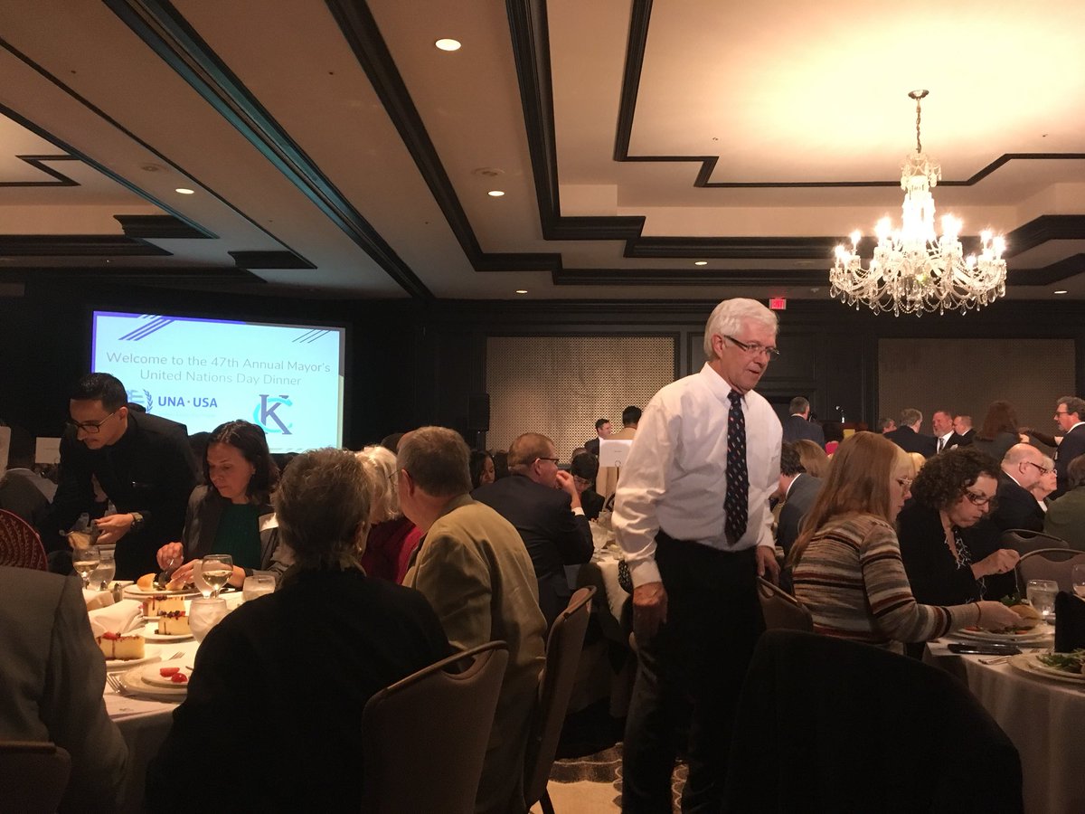 BarstowModelUN's tweet photo. Barstow Model UN is here at the 47th Annual Mayor’s UN Dinner celebrating the 73rd Anniversary of the UN!
@UNAUSA #UN #UN73 https://t.co/XQrdMKHvgm